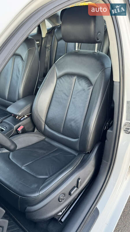 Седан Audi A3 2015 в Киеве