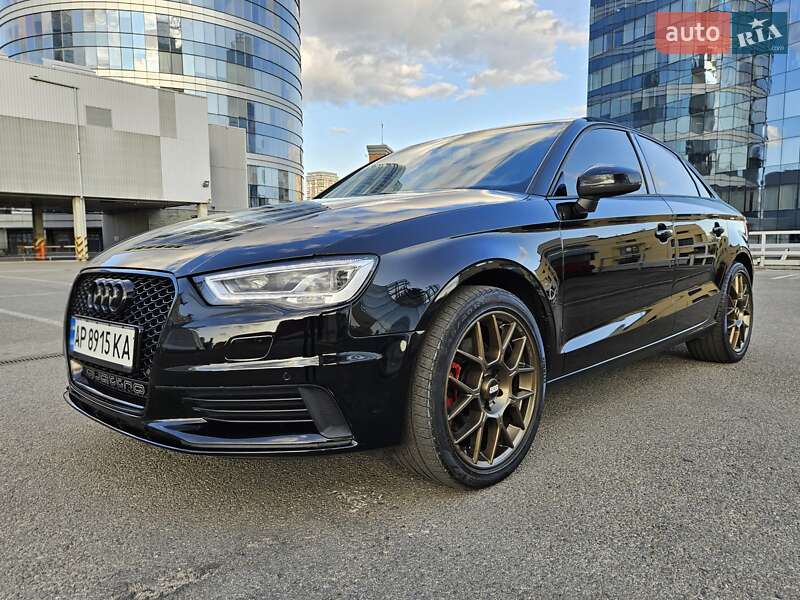Седан Audi A3 2016 в Днепре