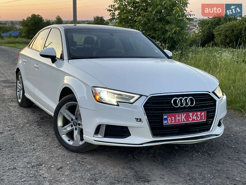 Седан Audi A3 2018 в 