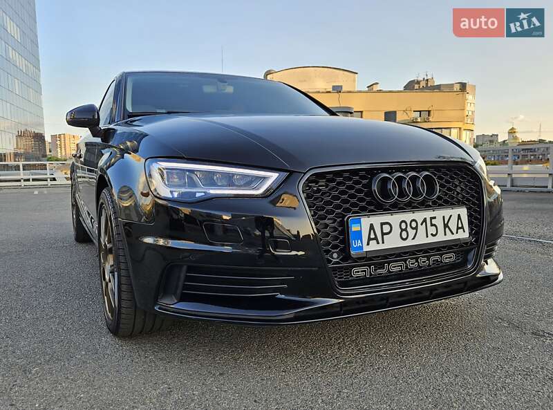 Седан Audi A3 2016 в 