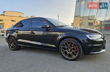 Седан Audi A3 2016 в 
