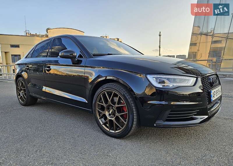 Седан Audi A3 2016 в Днепре