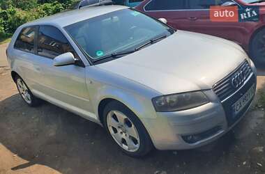 Хэтчбек Audi A3 2004 в Киеве