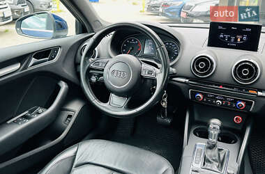 Седан Audi A3 2015 в 