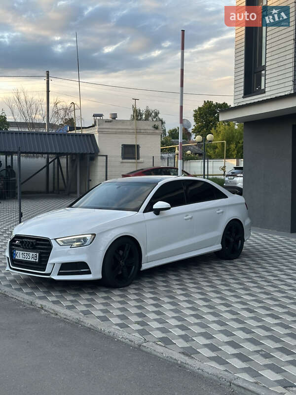 Седан Audi A3 2016 в Белой Церкви
