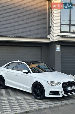 Седан Audi A3 2016 в 