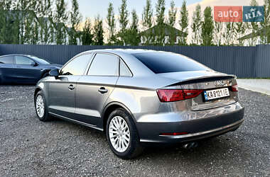 Седан Audi A3 2016 в 