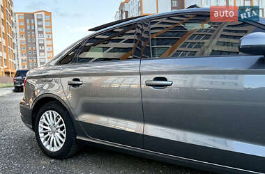Седан Audi A3 2016 в 