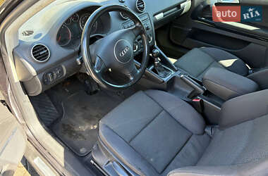 Хэтчбек Audi A3 2003 в Луцке