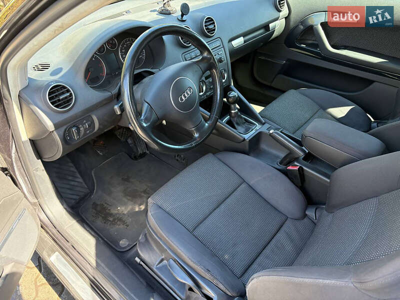 Хэтчбек Audi A3 2003 в Луцке
