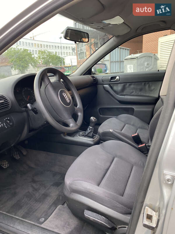 Хэтчбек Audi A3 2000 в Львове