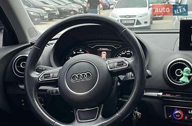 Хэтчбек Audi A3 2016 в 