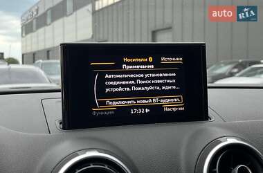 Хэтчбек Audi A3 2016 в 