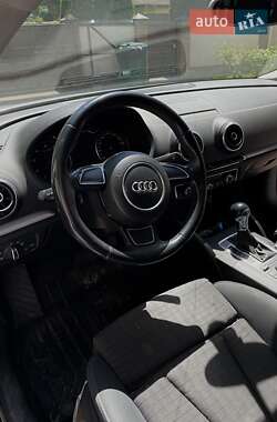 Седан Audi A3 2014 в 