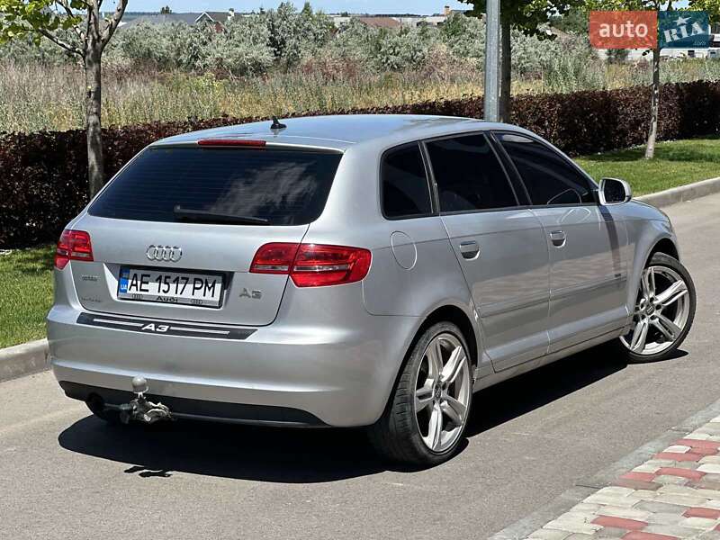 Хэтчбек Audi A3 2011 в Днепре