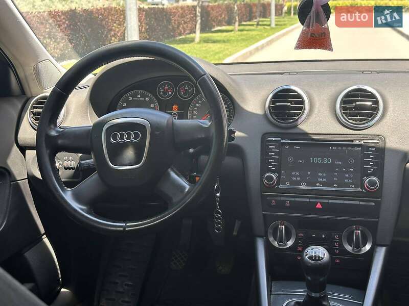 Хэтчбек Audi A3 2011 в Днепре