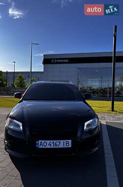 Хэтчбек Audi A3 2010 в 