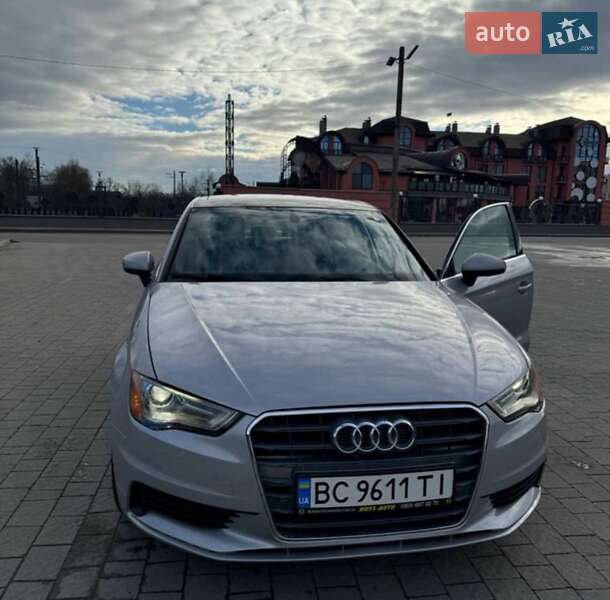 Седан Audi A3 2014 в Львове