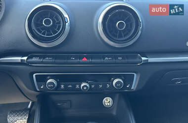 Седан Audi A3 2019 в 