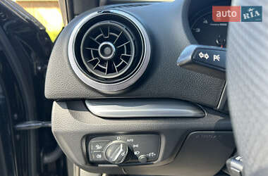 Седан Audi A3 2019 в 