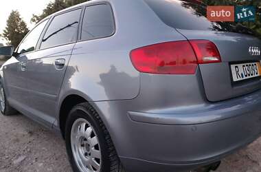 Хэтчбек Audi A3 2005 в 