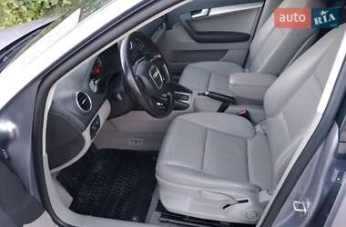 Хэтчбек Audi A3 2005 в 