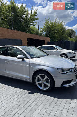 Седан Audi A3 2014 в 