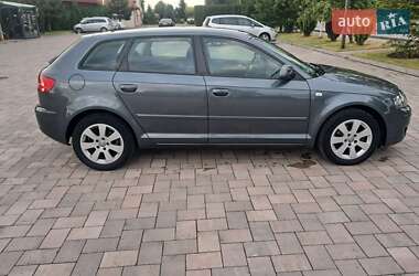 Хэтчбек Audi A3 2005 в 