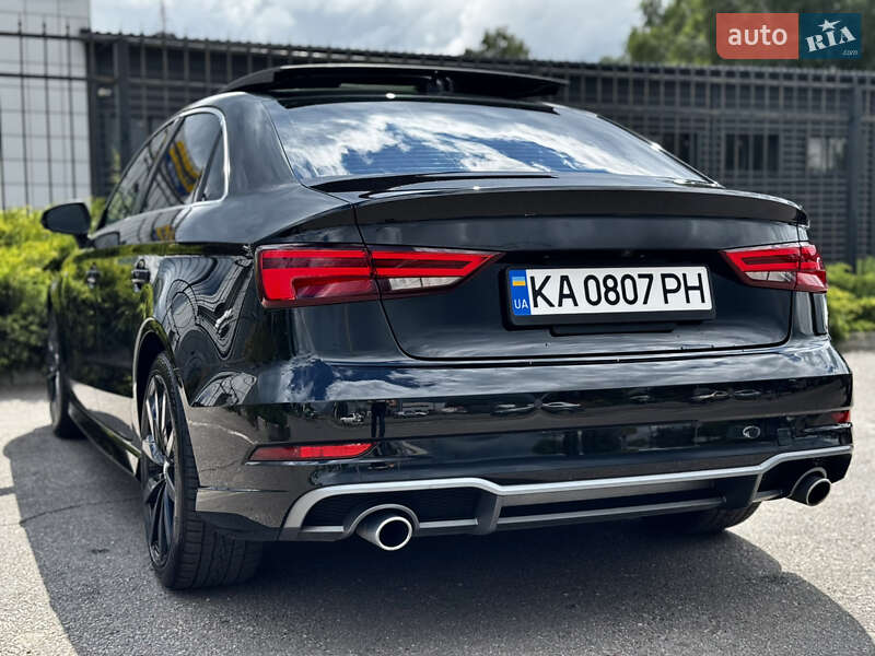 Седан Audi A3 2019 в Киеве
