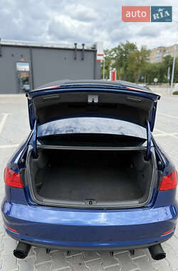 Седан Audi A3 2014 в 