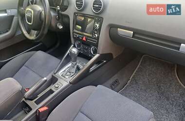 Хэтчбек Audi A3 2007 в 