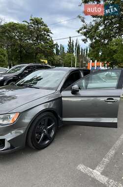 Седан Audi A3 2016 в 