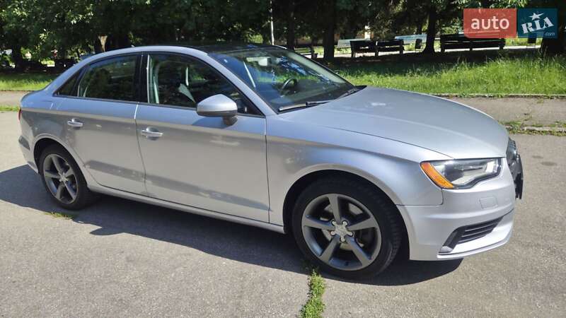 Седан Audi A3 2014 в Желтых Водах
