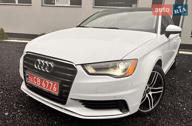 Седан Audi A3 2015 в 