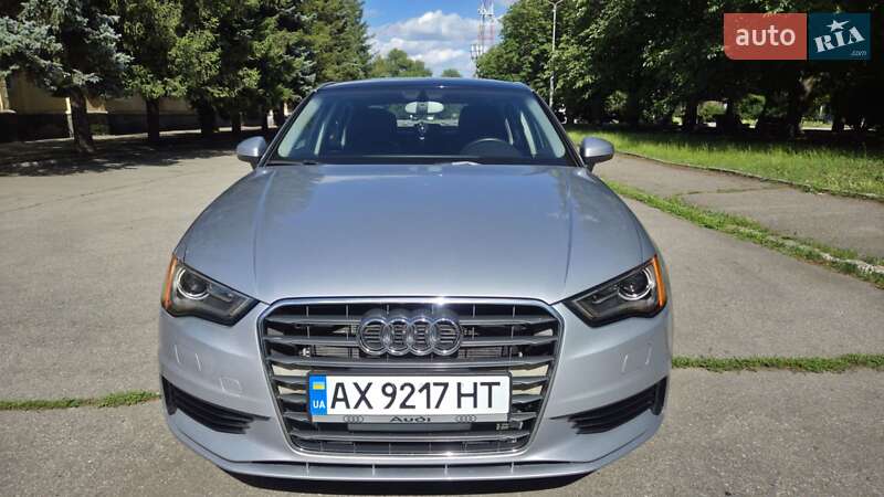 Седан Audi A3 2014 в Желтых Водах