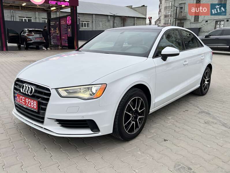 Седан Audi A3 2014 в 