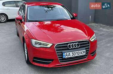 Хэтчбек Audi A3 2016 в 