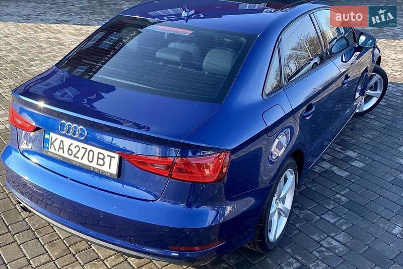 Седан Audi A3 2015 в Житомире