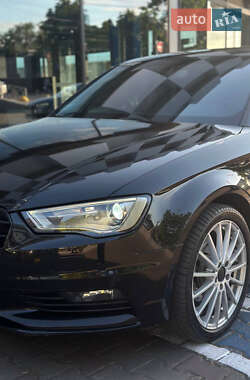 Седан Audi A3 2016 в 