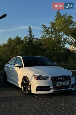 Седан Audi A3 2015 в 