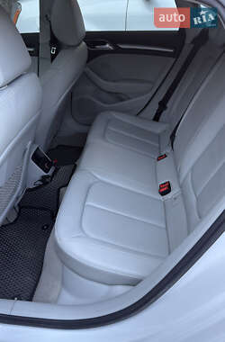 Седан Audi A3 2015 в 
