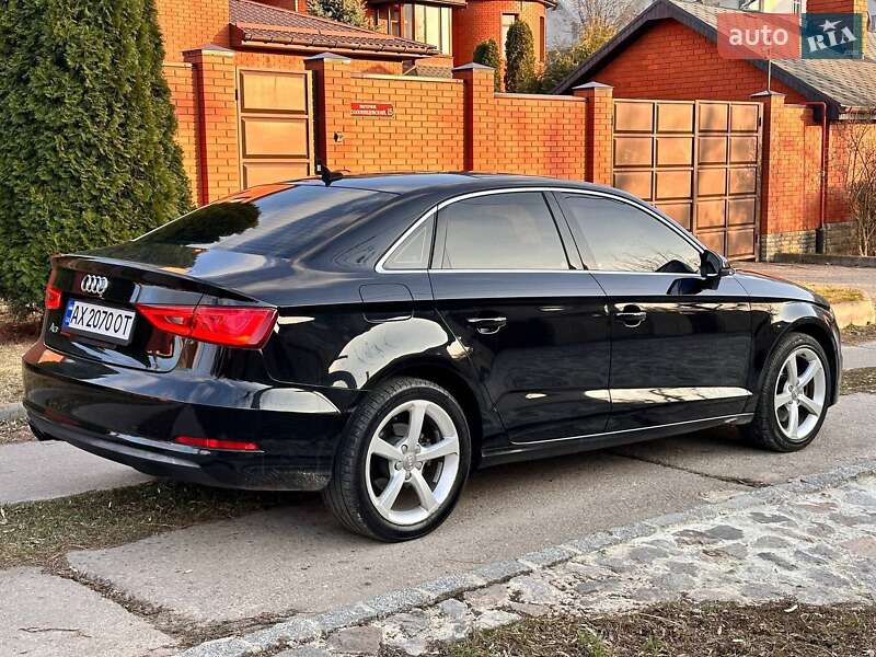 Седан Audi A3 2013 в Харкові