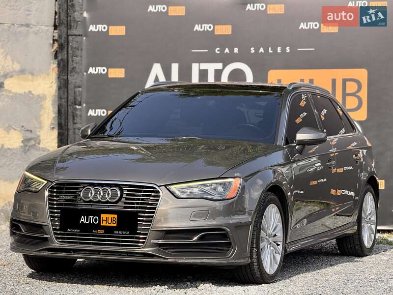 Хэтчбек Audi A3 2016 в Харькове