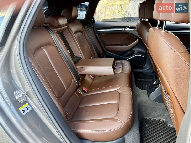 Хэтчбек Audi A3 2016 в Харькове