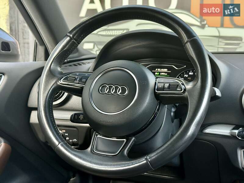 Хэтчбек Audi A3 2016 в Харькове