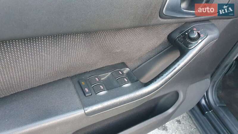 Хэтчбек Audi A3 2002 в Киеве