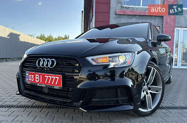 Седан Audi A3 2018 в Лубнах
