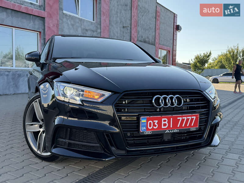 Седан Audi A3 2018 в Лубнах