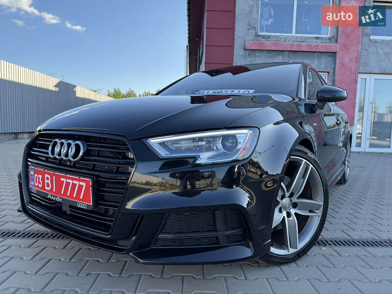 Седан Audi A3 2018 в Лубнах