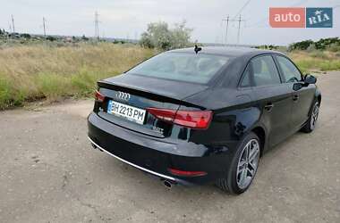 Седан Audi A3 2016 в Одессе